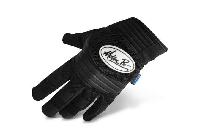 TECH GLOVE, BLACK, MEDIUM