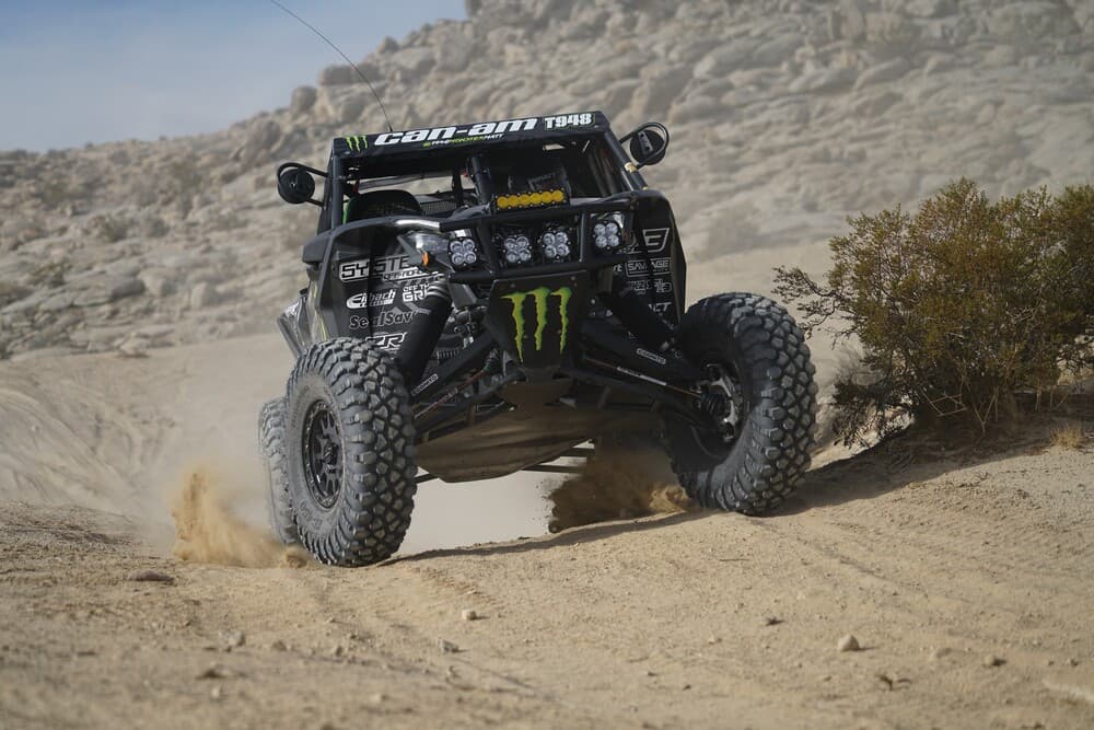 System 3 Tire XC450 28X10R14, image 4 of 5