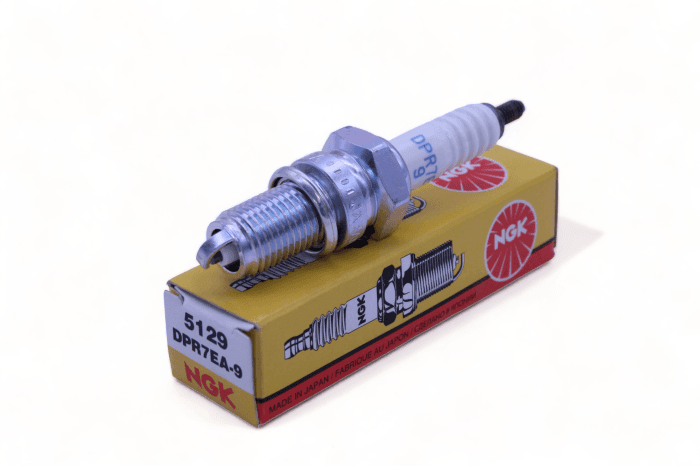 NGK 5129 DPR7EA-9 NICKEL SPARK PLUG
