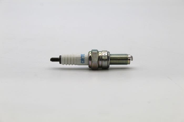 NGK 4578 CR7E NICKEL SPARK PLUG