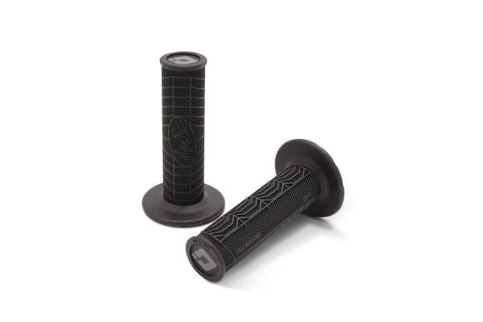 DIRT CONTROL II GRIP BLACK