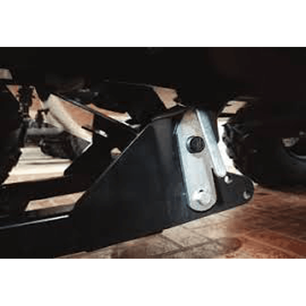 WINCH MOUNT POLARIS
