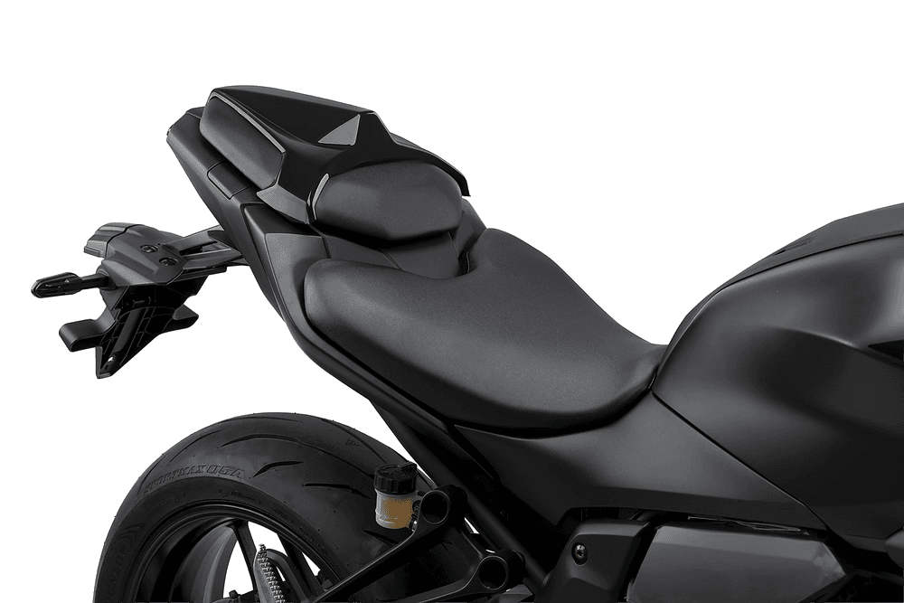 REAR SEAT COWL BLACK YAM