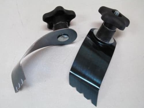 SKI-ZS ICE SCRATCHERS PAIR