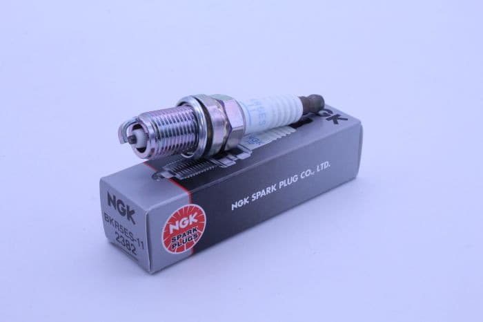 SPARK PLUG #2382/04