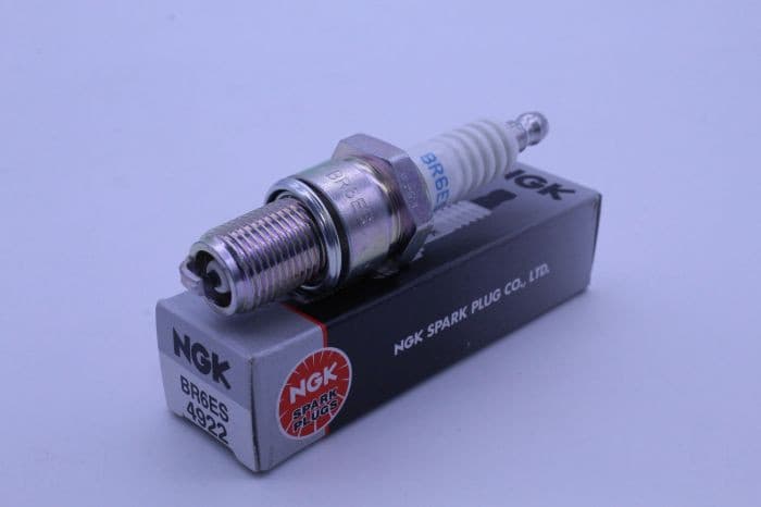 SPARK PLUG #4922/04