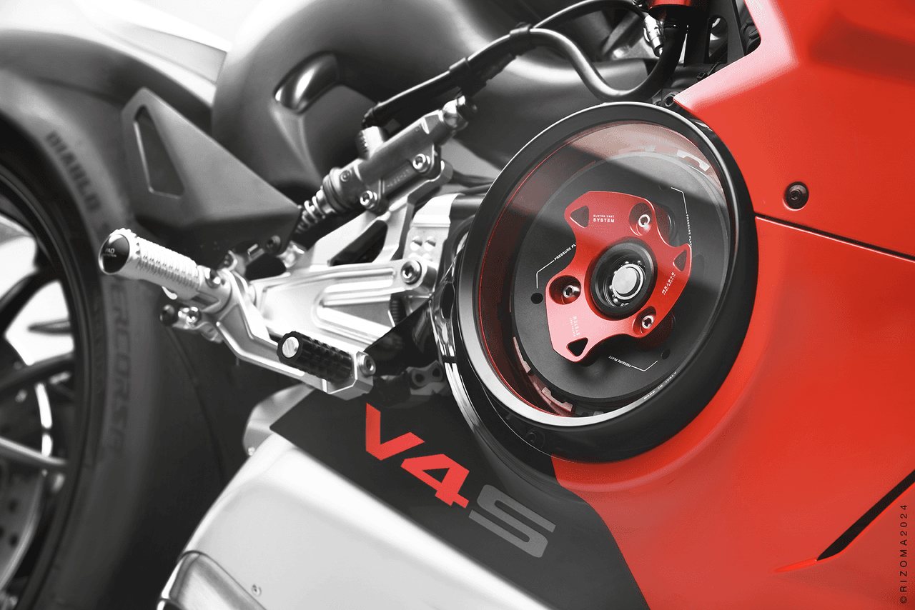 CLUTCH COVER RED DUC V4