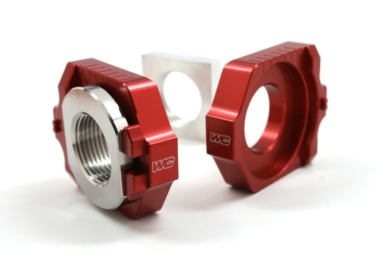Works Axle Blocks Elite KTM/Husqvarna Red