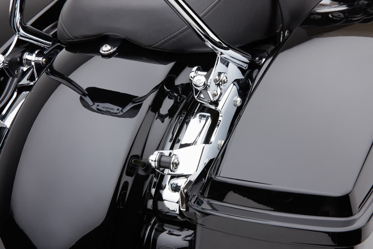 BACKREST MOUNTING KIT CHROME FLH/FLT 14-25