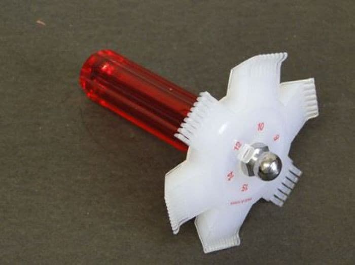 RADIATOR FIN STRAIGHTENER