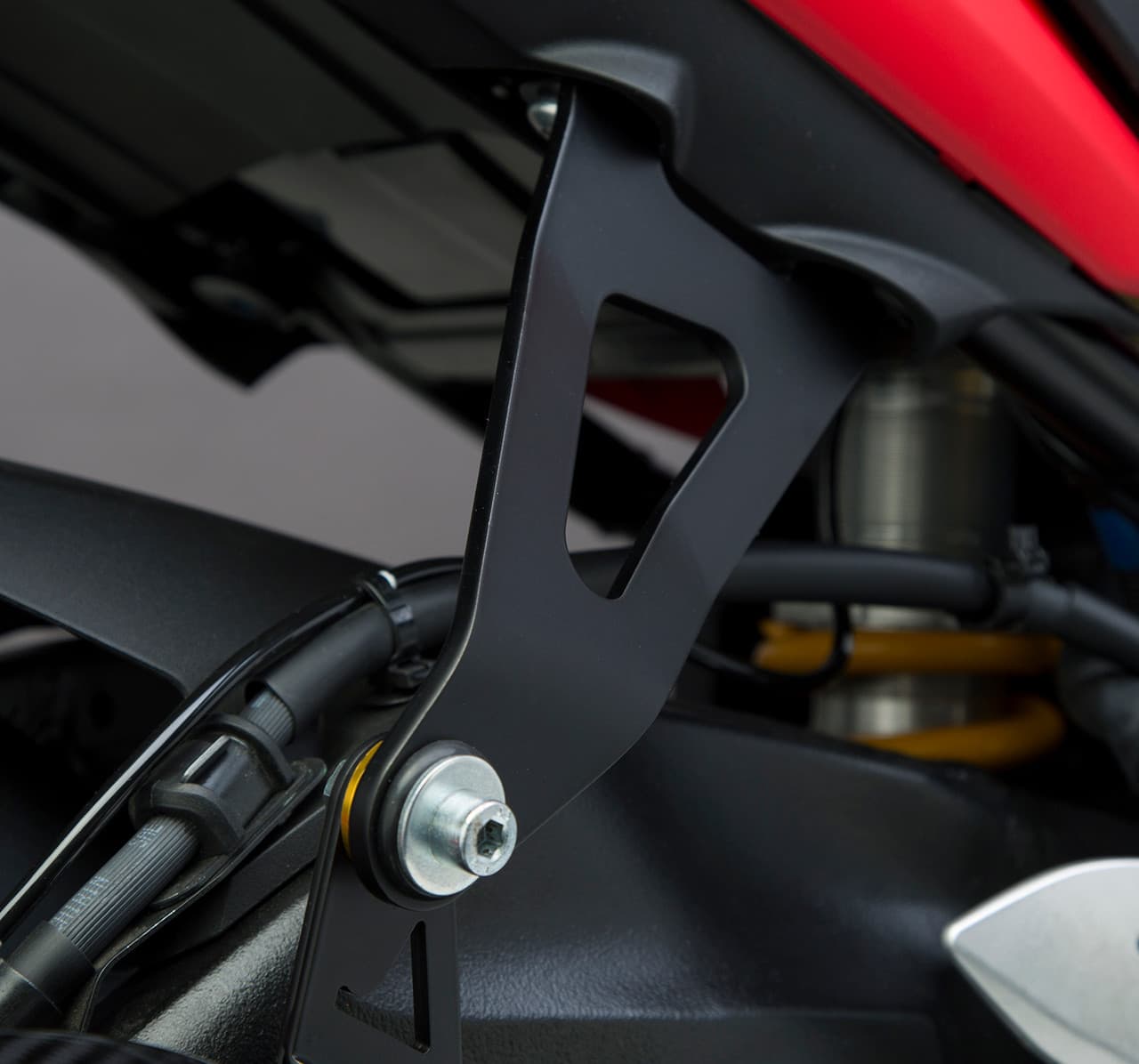 Yoshimura Muffler Bracket GSXS1000/F