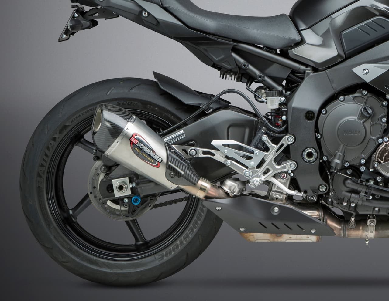 Yoshimura Exhaust Street Alpha-T Slip-On Ss-Ss-Cf Works