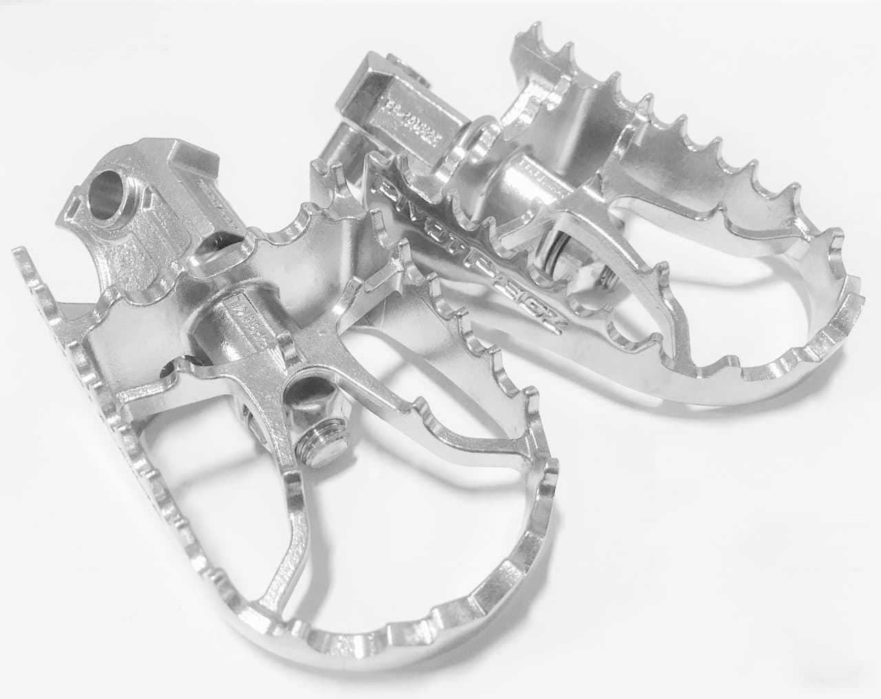 Mark 4 Pivot Pegz Kawasaki