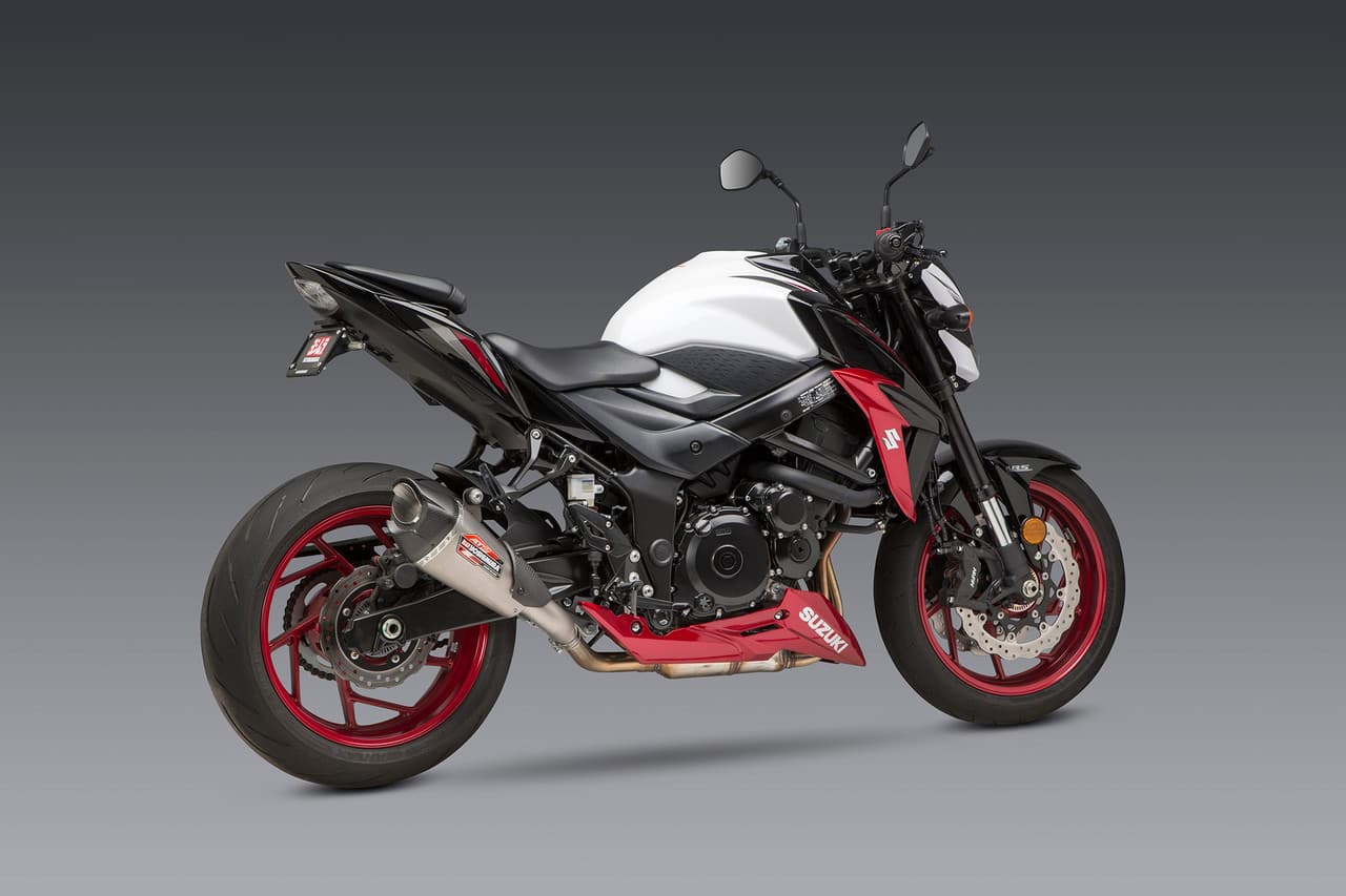 Yoshimura Exhaust Street AT2 Slip-On Ss-Ss-Cf Works