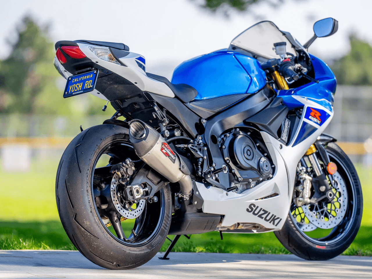 Yoshimura Exhaust Street AT2 So Ss/Ss/Cf