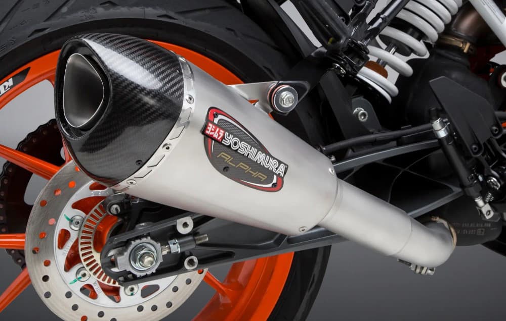 Yoshimura Exhaust Street Alpha-T Slip-On Ss-Ss-Cf Works