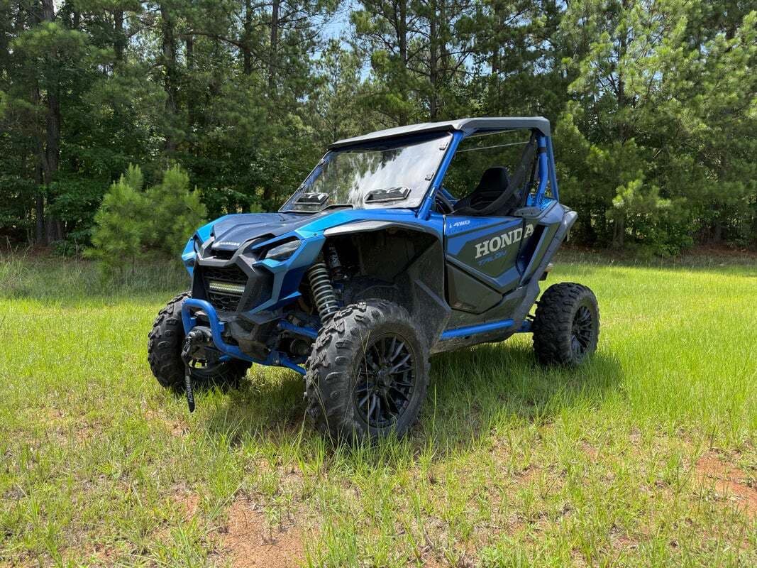 Seizmik Tool-Less Windshield Uv Resistant Honda